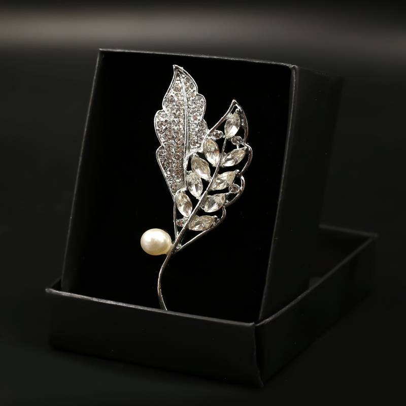 Yaprak Model Broş-Gümüş
